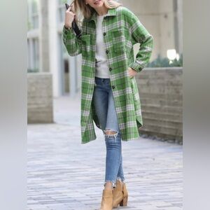 NWOT Active USA Green Plaid Long Shacket Jacket Small